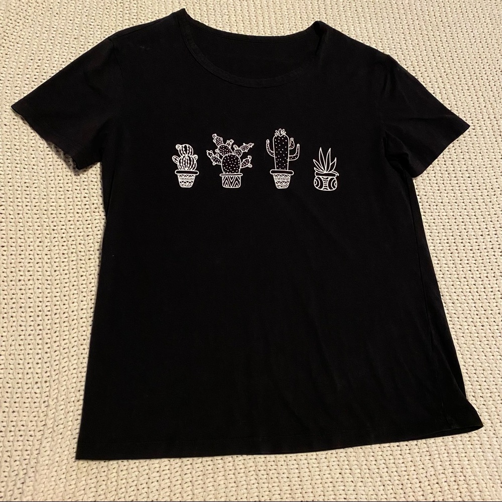 graphic tee